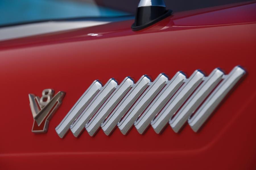 Детали экстерьера Ford Thunderbird (P5/40) 1955 года  (фото 96 из 128)
